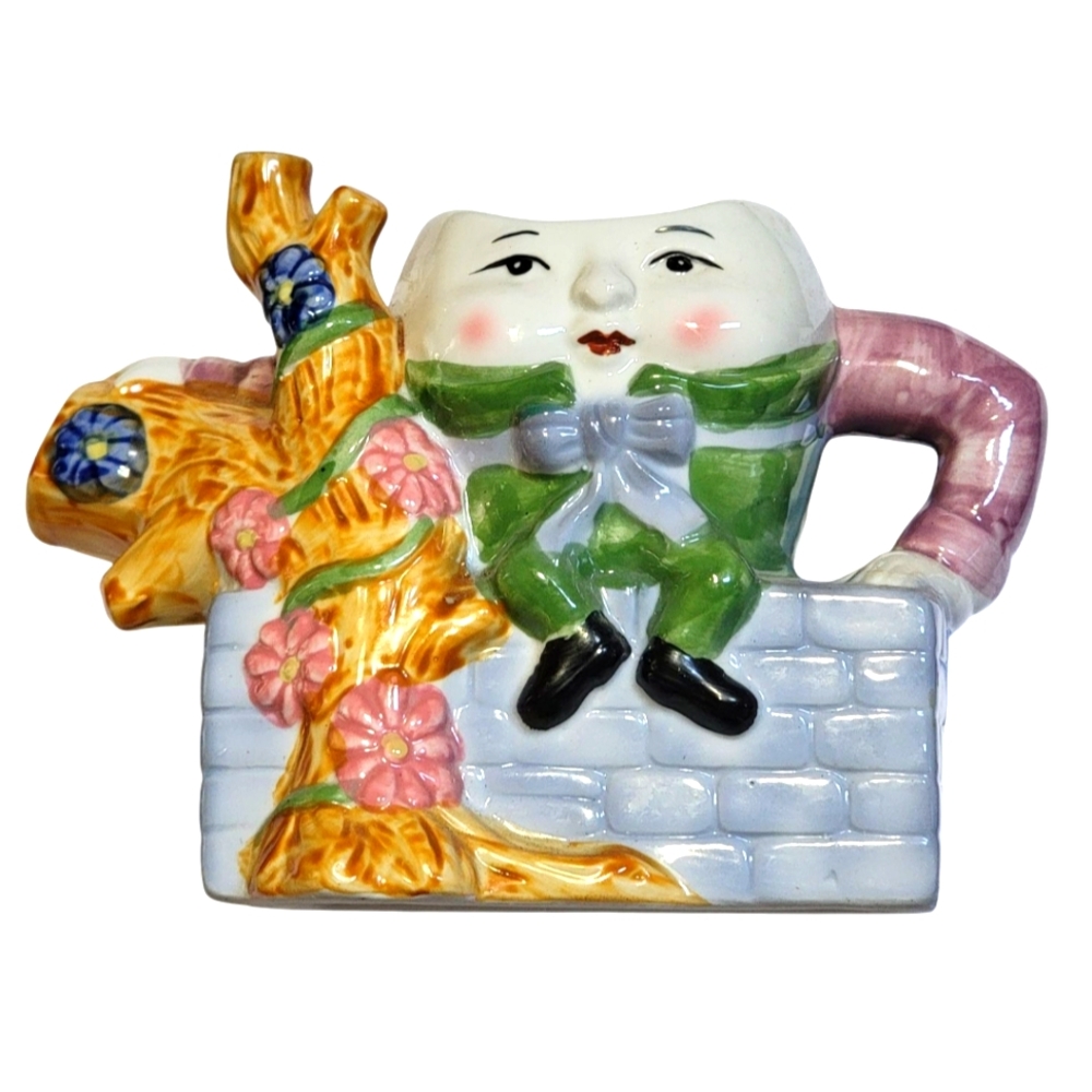 VINTAGE! FEITX Humpty Dumpty Ceramic Decorative Collectible Figural Teapot